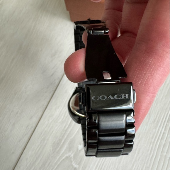 Coach watch - Picture 9 of 16
